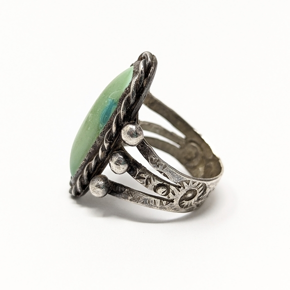 Vintage sterling silver 925 oval green stone rope ring southwest native - Picture 4 of 8